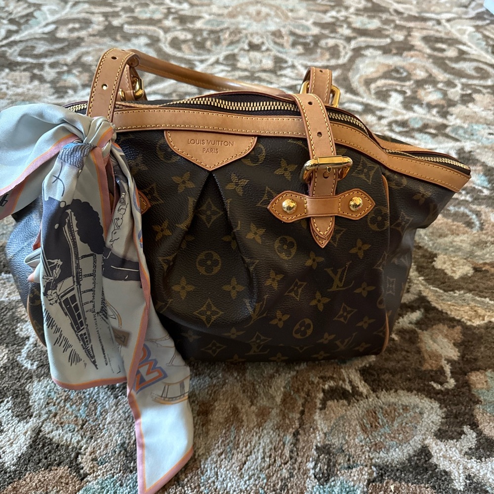 Louis Vuitton Tivoli GM